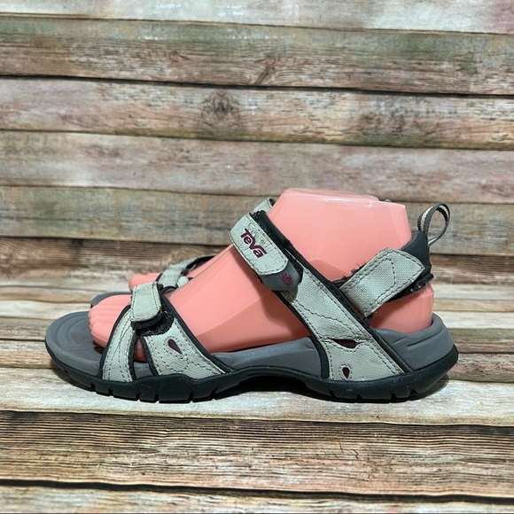 Teva Grey Numa Sandals - Picture 1 of 8
